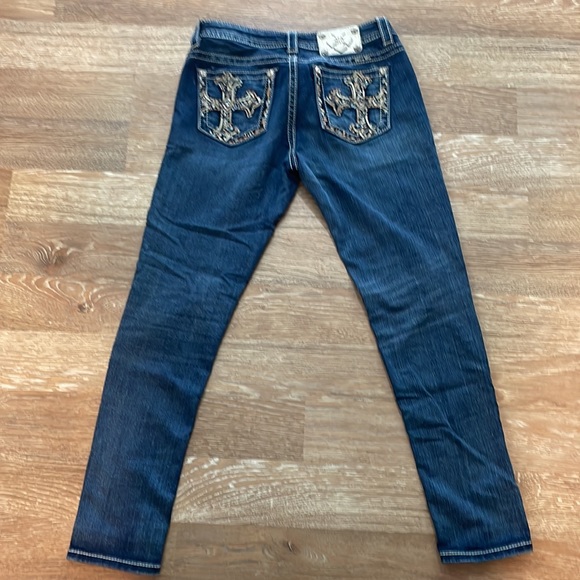 Miss Me Signature Skinny Jeans - Picture 2 of 3